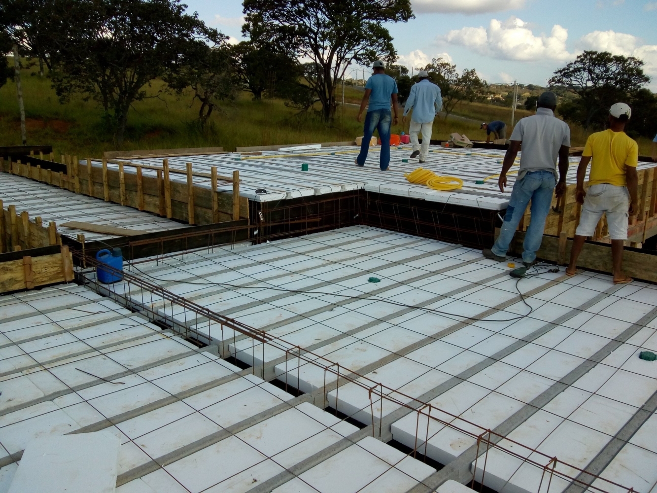 Laje protendida em obra
