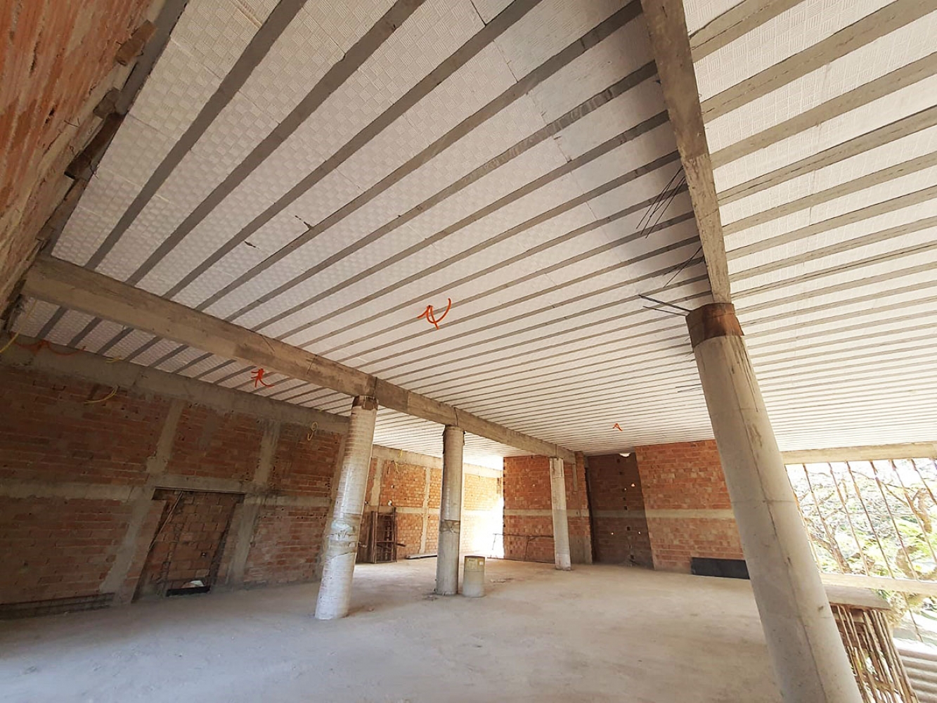 Laje protendida em obra