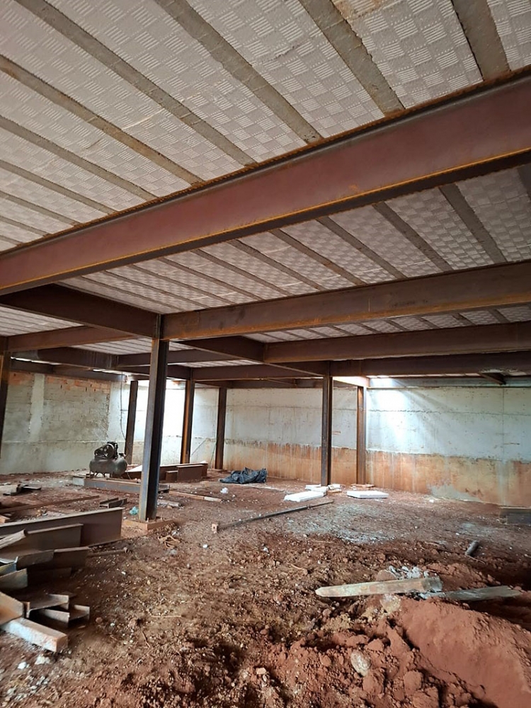 Laje protendida em obra